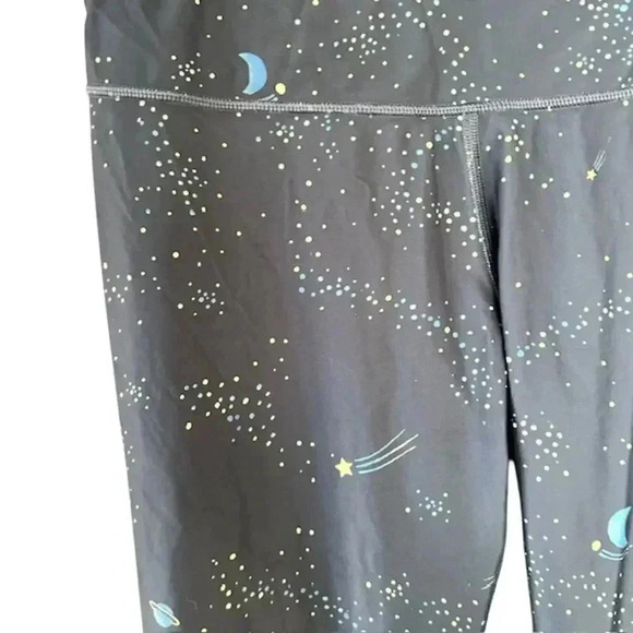 Taylor Swift-esque Victoria Sport VS Galaxy Workout Leggings, size Large68 - Picture 2 of 7